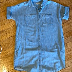 Madewell- Denim short sleeved dress